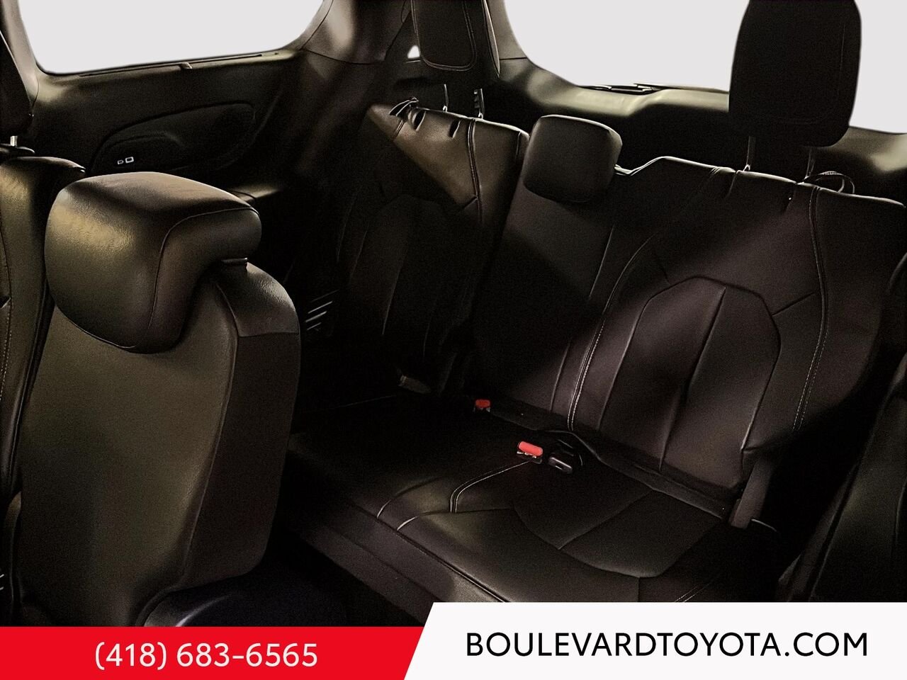 2022 Chrysler Pacifica 100232A-096 | TOURING Black Québec - photo #19