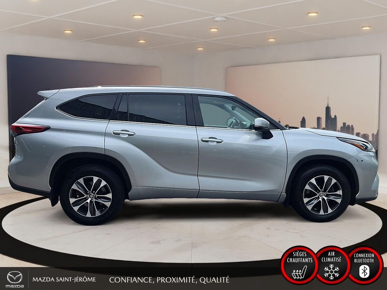 Toyota Highlander 2022 Argent Saint-Jérôme - photo #4