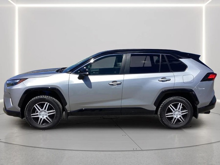 TOYOTA RAV4 HYBRID XSE 2022 2022 Ciel argent métallisé avec toit noir