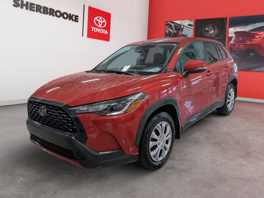2023 Toyota Corolla Cross 2023 Barcelona Red Metallic