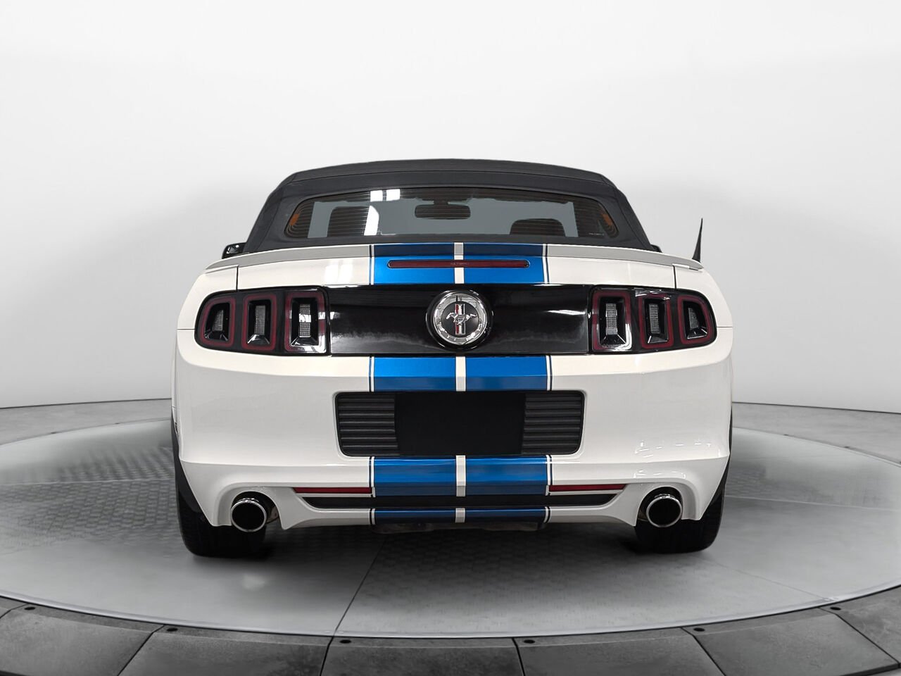 Ford MUSTANG Convertible V6 Premium Automatique 2013 Blanc Sherbrooke - photo #7