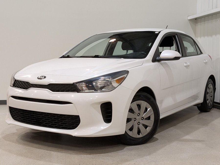 2019 Kia Rio 5-door White
