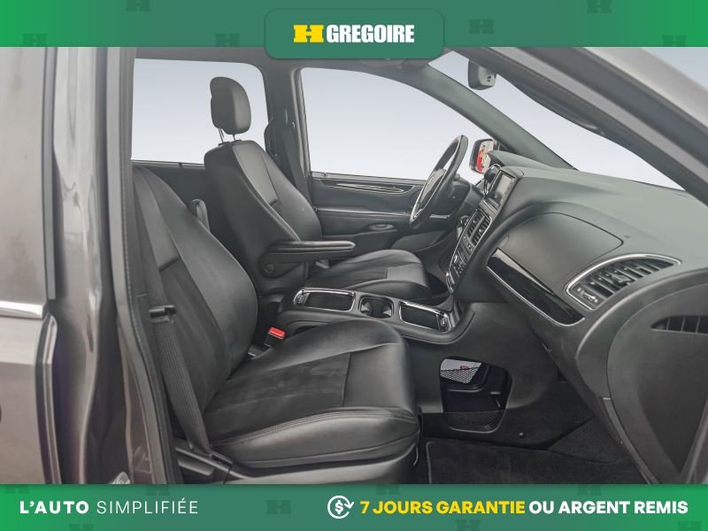 2020 Dodge GR Caravan Grey Laval - photo #20