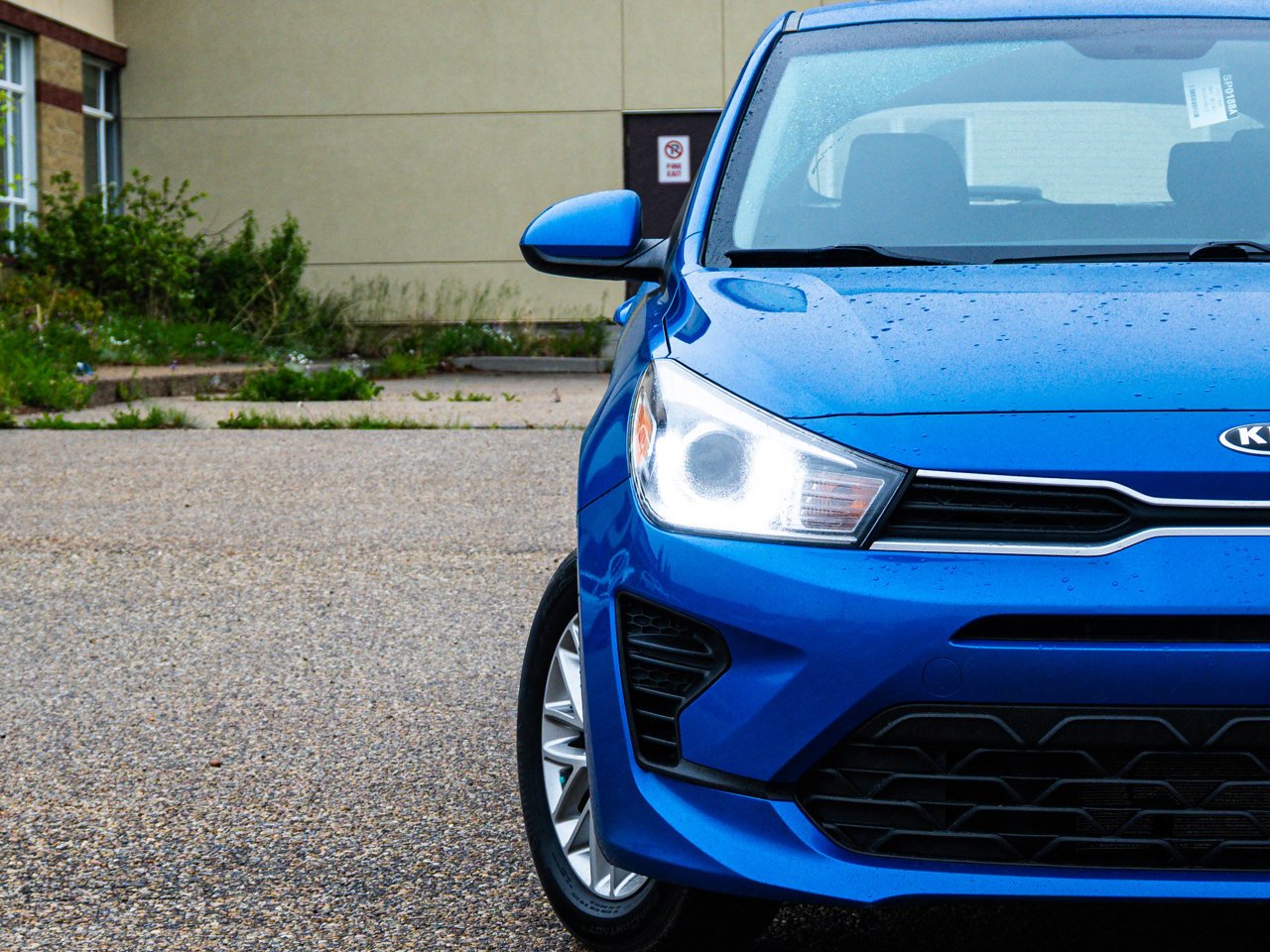 2021 Kia Rio 5-door LX+ IVT Blue Sherwood Park - photo #5