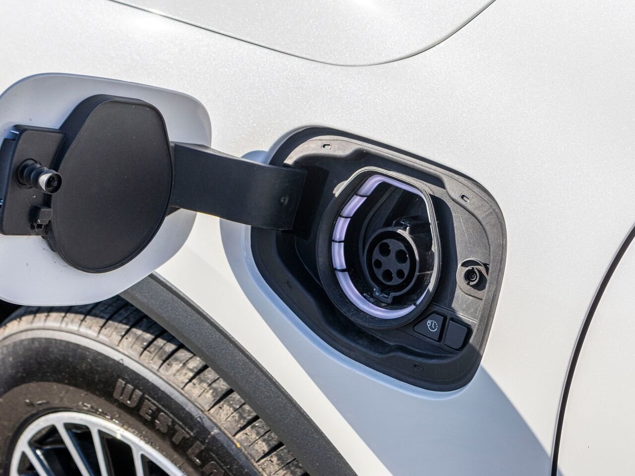 2023 Ford Escape VHR TA White Châteauguay - photo #36