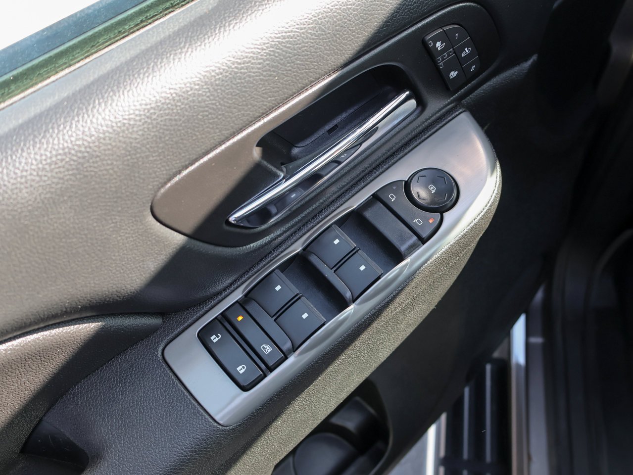 2013 Chevrolet Silverado 2500HD 4WD Crew Cab 153 LTZ Brown Sherwood Park - photo #18