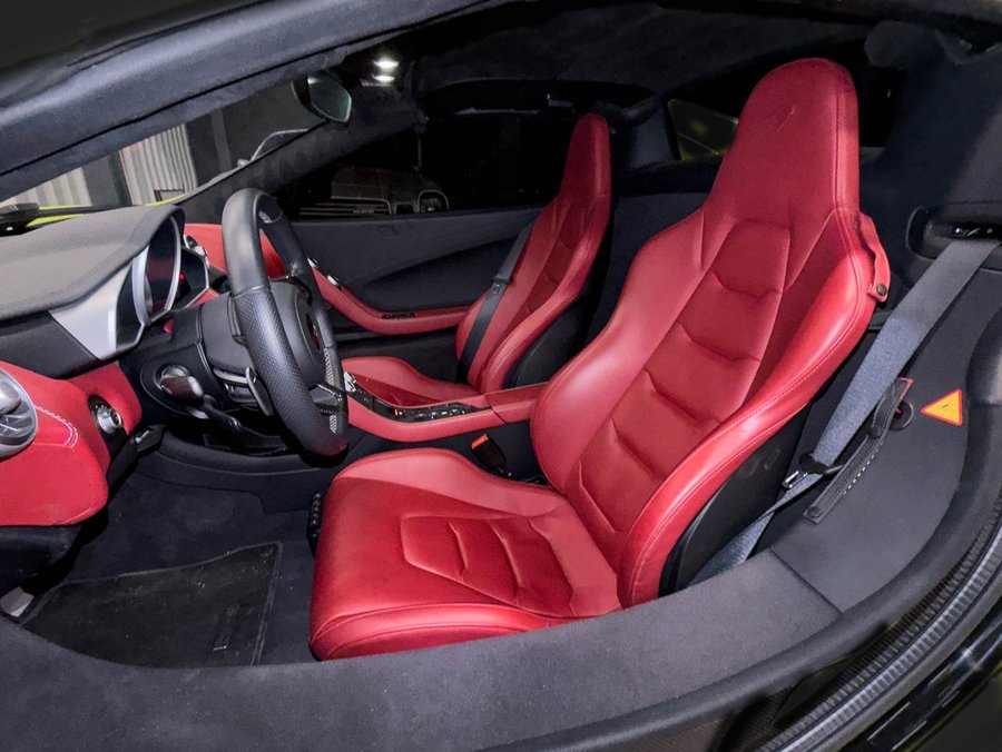 2015 McLaren 650S 2015 Carbon Black