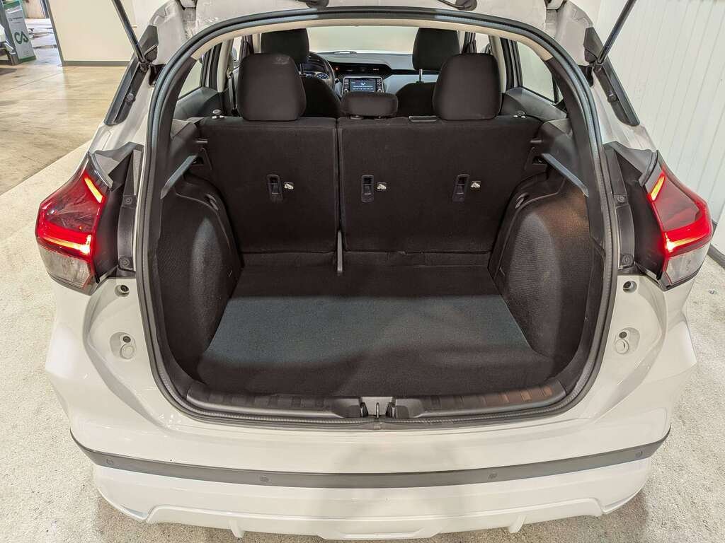 2024 Nissan Kicks S FWD White Val-David - photo #6