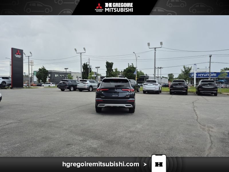 2025 Mitsubishi Outlander Plug-In Hybrid Grey Laval - photo #8