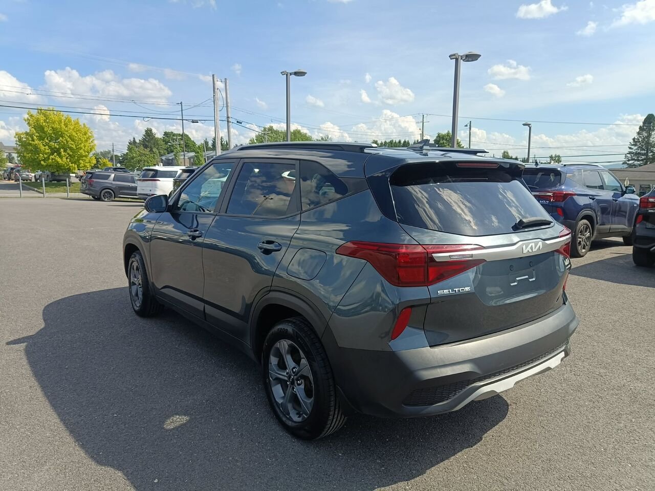 Kia Seltos 2023 Gris Nantes - photo #5