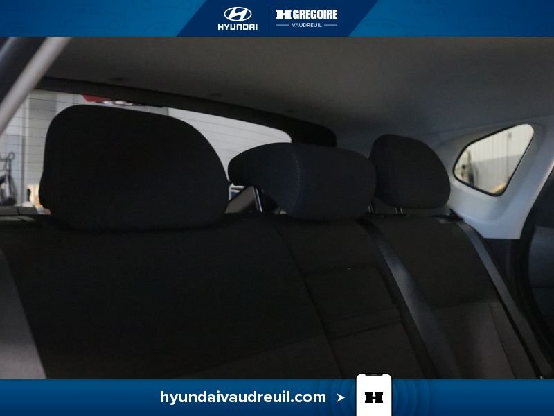 2024 Hyundai Kona White Saint-Eustache - photo #32