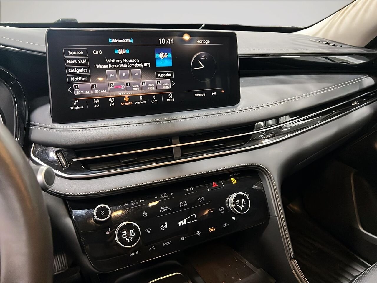 2024 INFINITI QX60 PURE White Québec - photo #17
