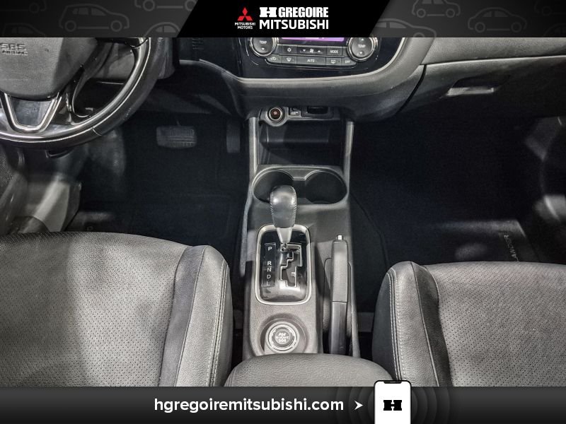2016 Mitsubishi Outlander Red Blainville - photo #25