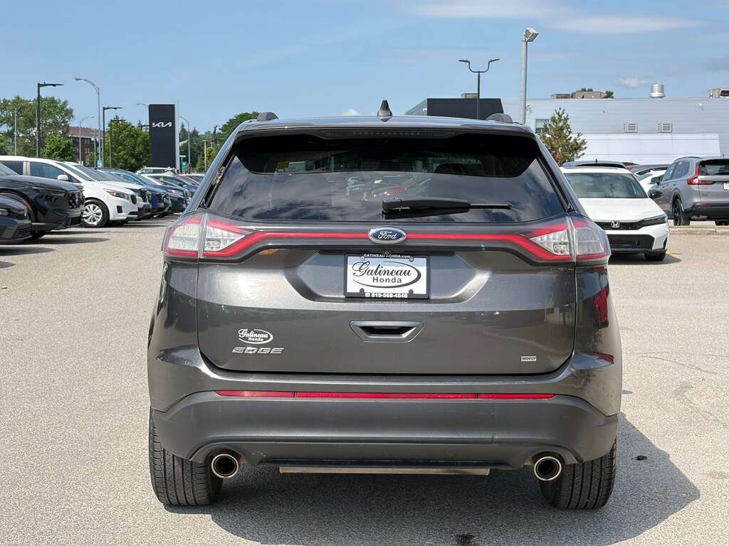 Ford Edge 4dr SE AWD 2015 Gris Gatineau - photo #4
