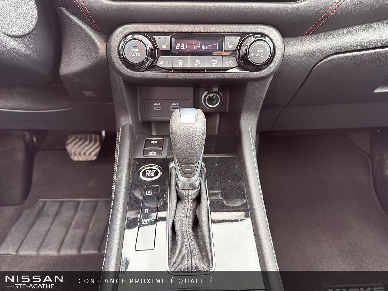 Nissan Kicks 2023 Gris Saint-Jérôme - photo #11