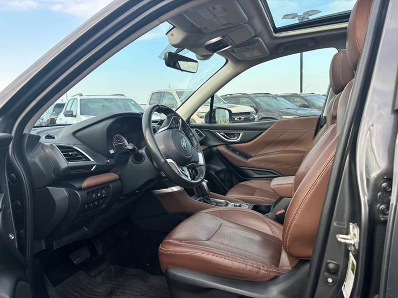 2020 Subaru Forester 2.5i Premier Horizon Blue Pearl Sherwood Park - photo #5