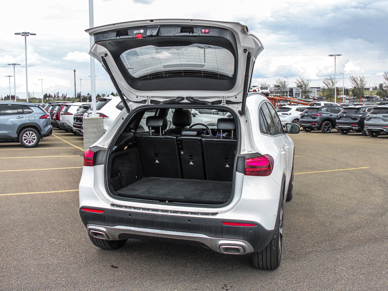 2024 Mercedes-Benz GLA GLA 250 4MATIC SUV White Sherwood Park - photo #7