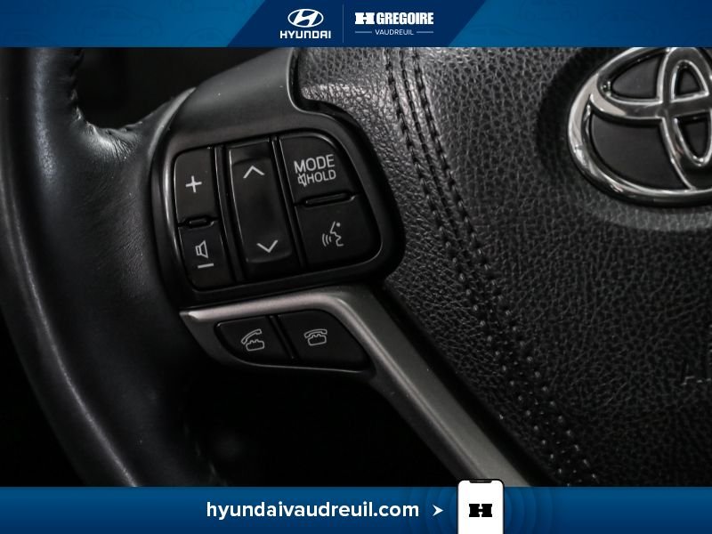 Toyota Highlander YW142 | XLE l AWD - CUIR - MAGS - TOIT - NAV - BLUETOOTH - 2016 Noir Laval - photo #22