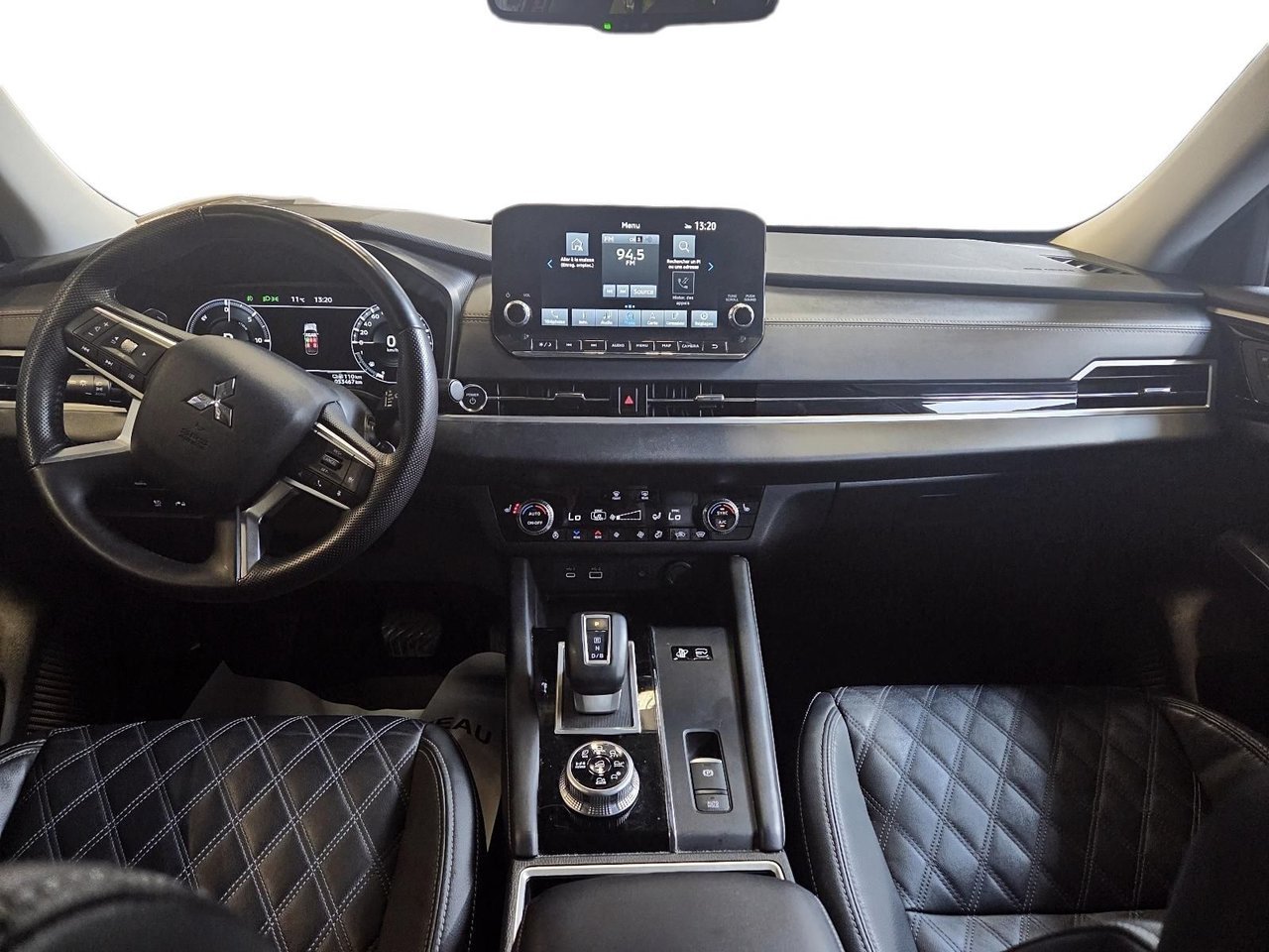 Mitsubishi Outlander PHEV NIV JA4T5VA94RZ603061 2024 Rouge Baie-Comeau - photo #9