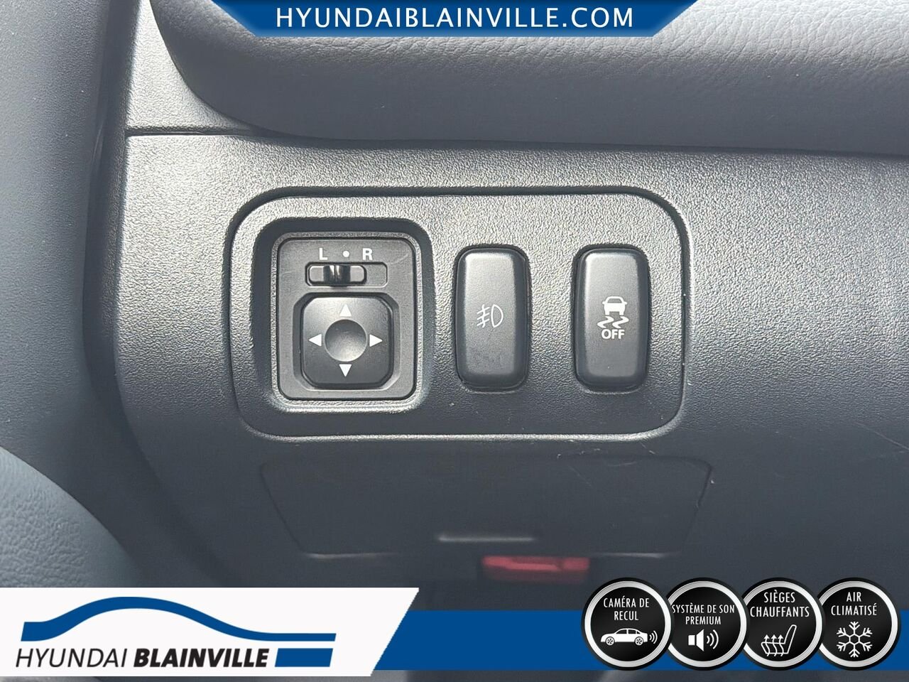 2011 Mitsubishi Eclipse White Blainville - photo #10