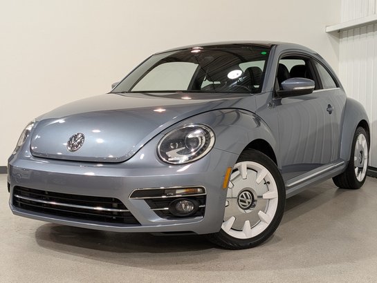 2019 Volkswagen Beetle Grey