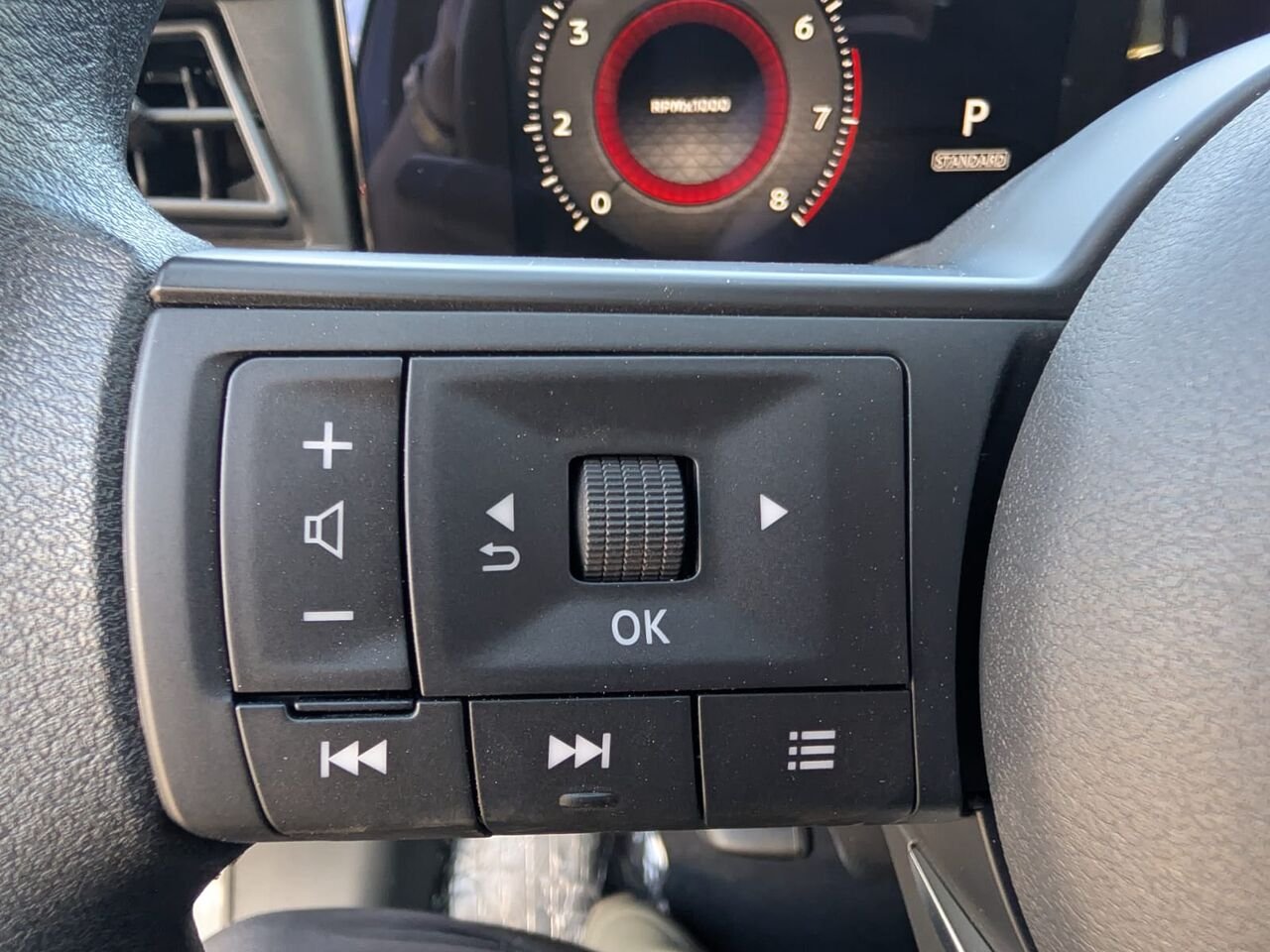 NISSAN Kicks KICKS S 2026 Gris poudre métallisé Châteauguay - photo #20