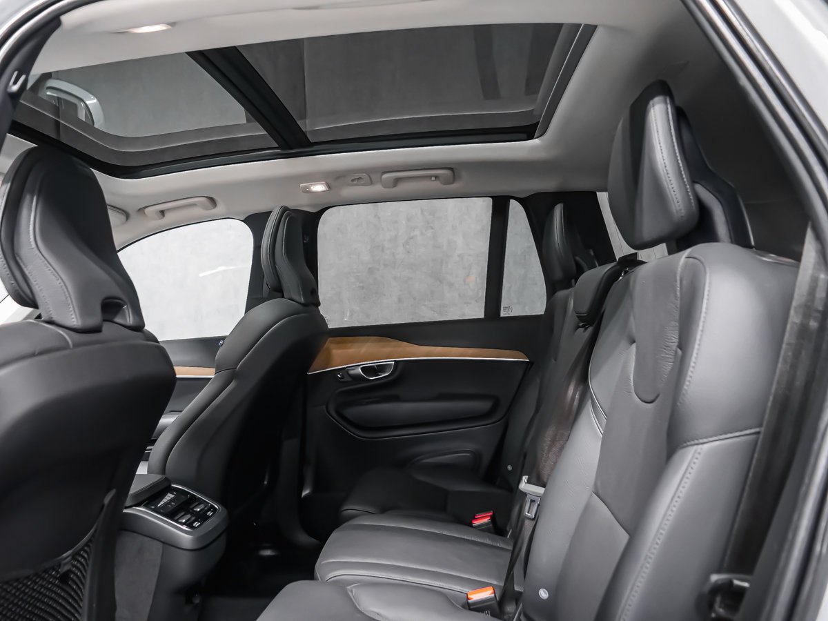 Volvo XC90 B6 CORE BRIGHT CLIMATE 2024 Gris Montréal - photo #10
