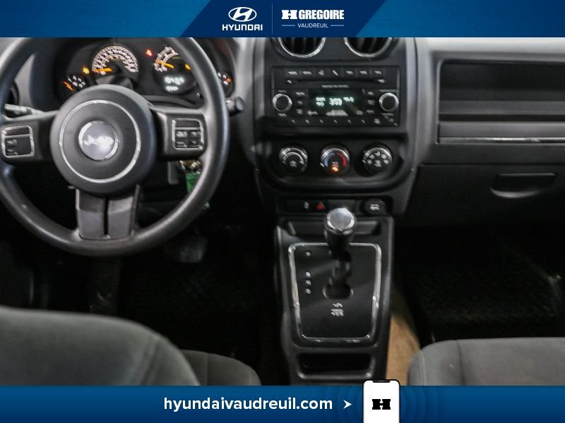 2016 Jeep Patriot Black Laval - photo #21