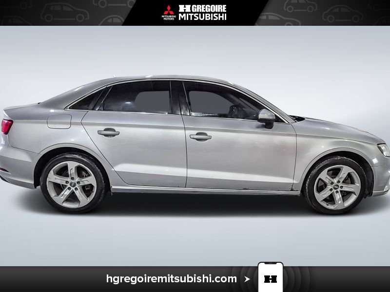 Audi A3 MP4422 | 2.0T Komfort * AWD* Cuir * Mags * Toit 2017 Argent Laval - photo #10