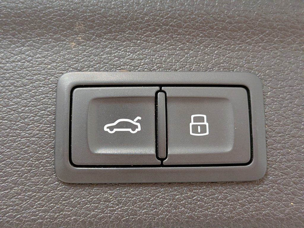Audi Q3 2.0 TFSI quattro Technik Tiptronic 2019 Gris Val-David - photo #9