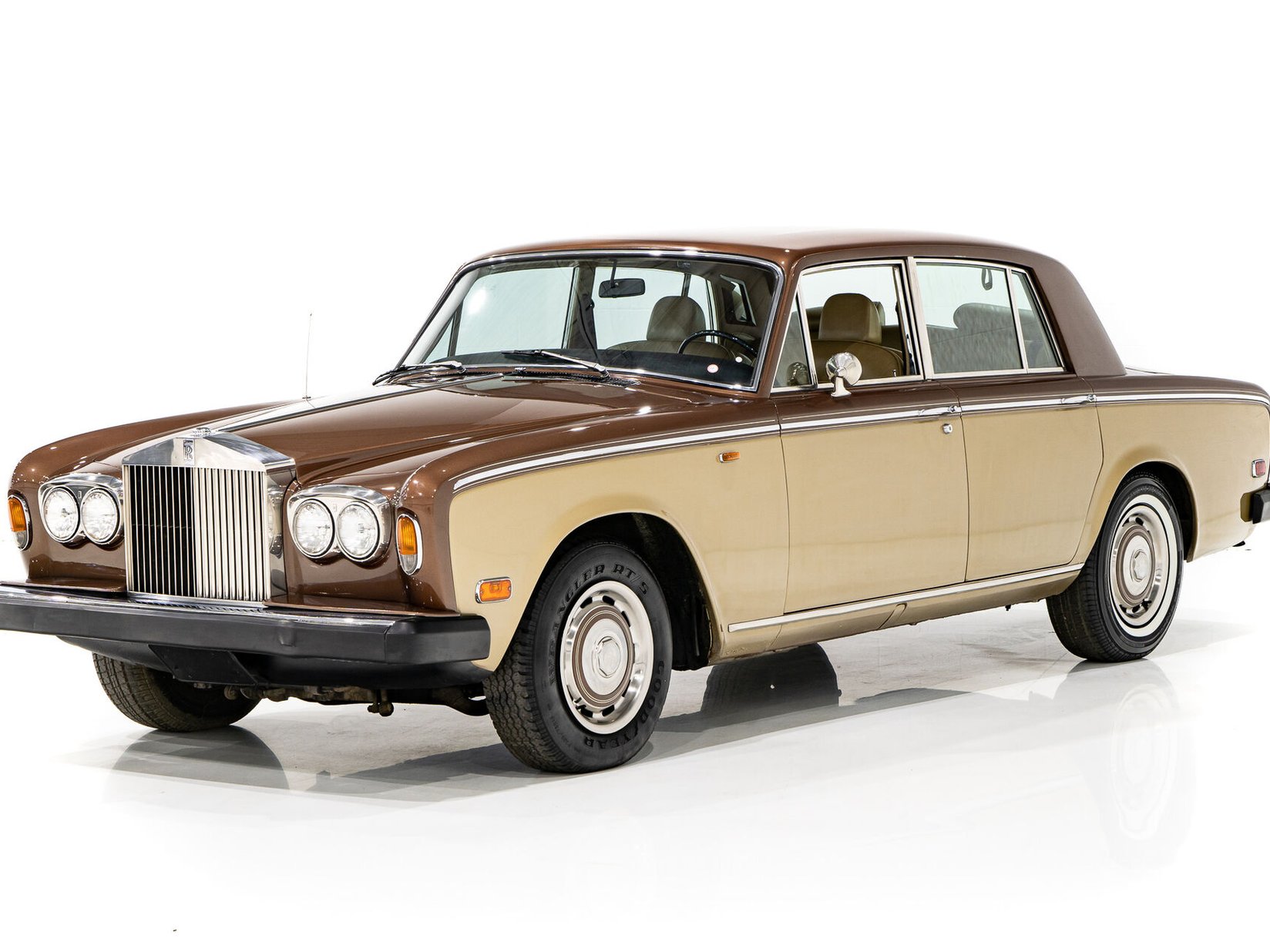 Rolls Royce Silver Shadow Project car **PRIX EN USD** 1974 Brun Montréal - photo #0