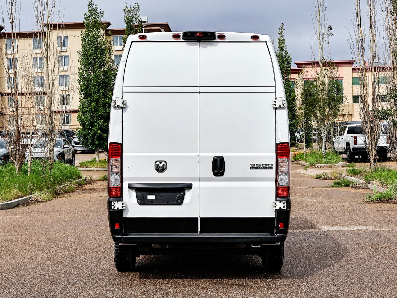 2024 Ram ProMaster Cargo Van Tradesman 3500 Super High Roof 159 WB w/Pass White Sherwood Park - photo #11