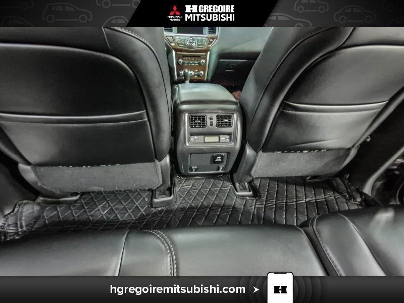 Nissan Pathfinder 2017 Noir Laval - photo #26