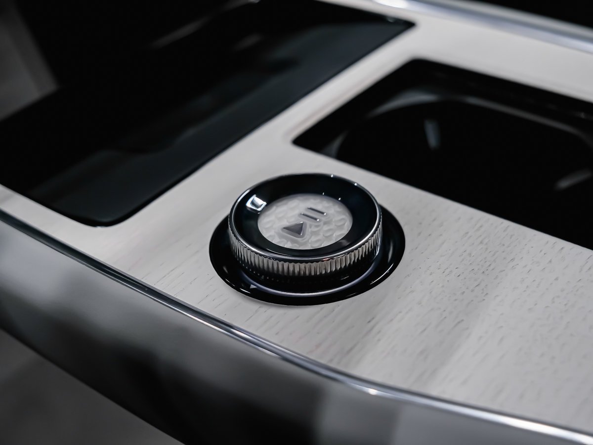 2025 Volvo EX90 ULTRA Grey Montreal - photo #20