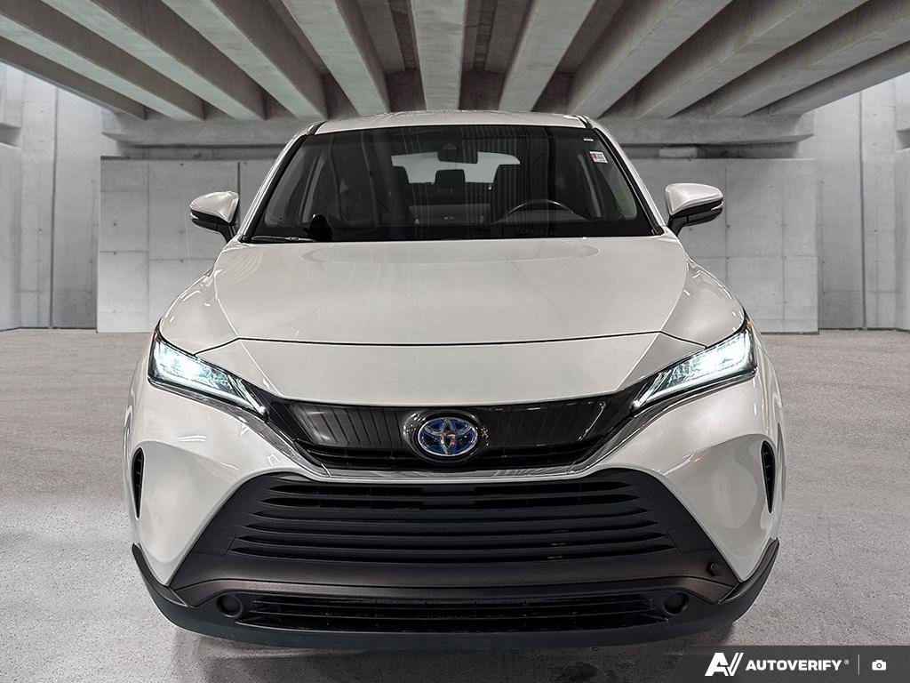 2023 Toyota Venza 2602013A | LE White Edmonton - photo #1