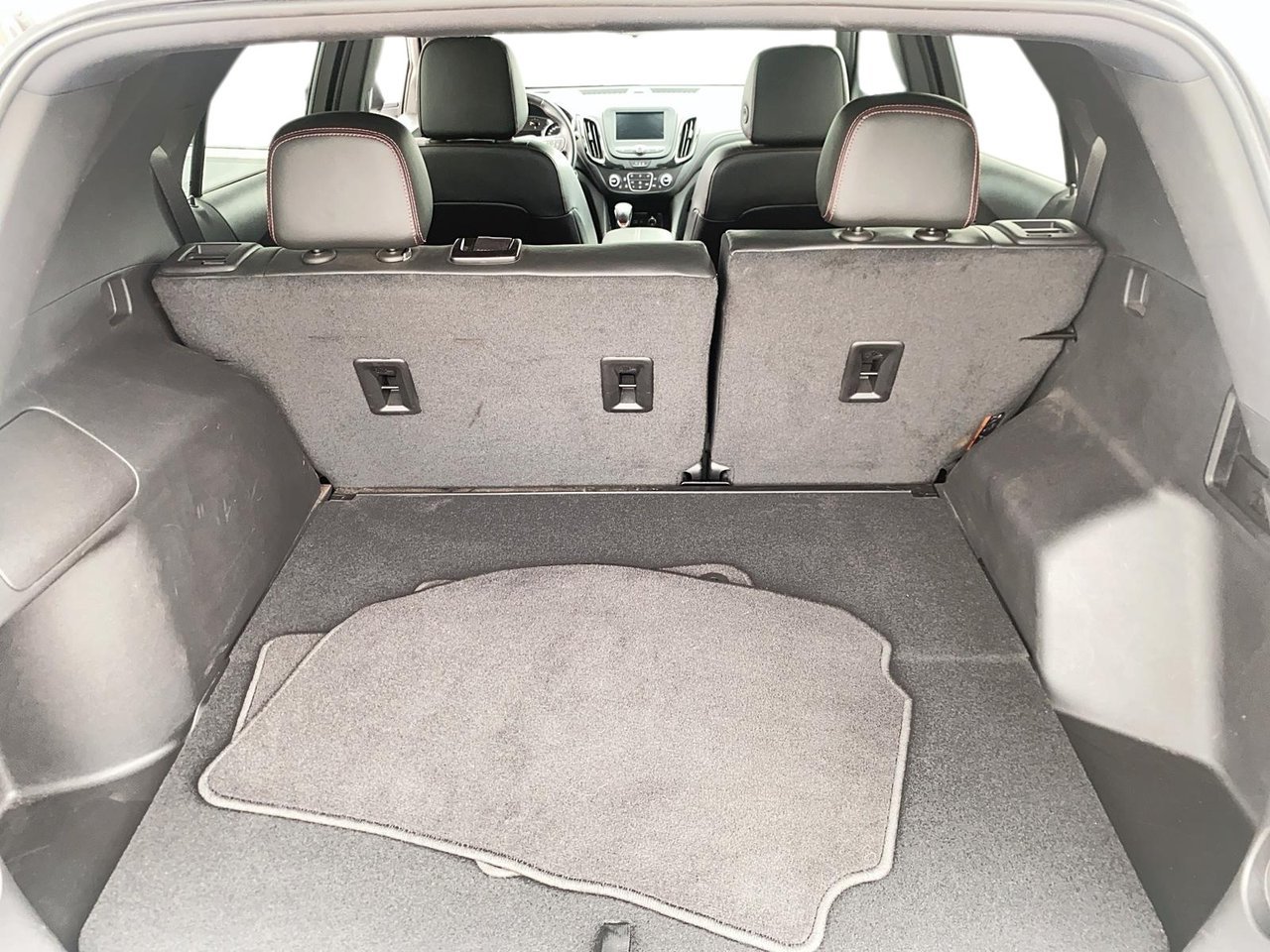 2023 Chevrolet Equinox VIN 3GNAXWEG8PL104961 White Baie-Comeau - photo #3