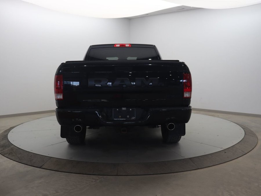 2019 Ram 1500 Classic 2019 Black