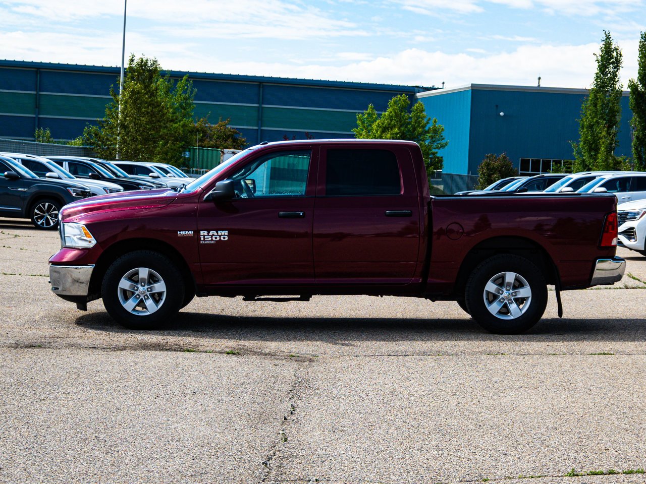 2023 Ram 1500 Classic SLT 4x4 Crew Cab 5'7 Box Red Sherwood Park - photo #9
