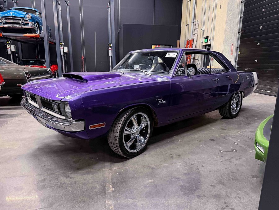 1971 Dodge Dart Swinger 1971 Crazy Plum Purple