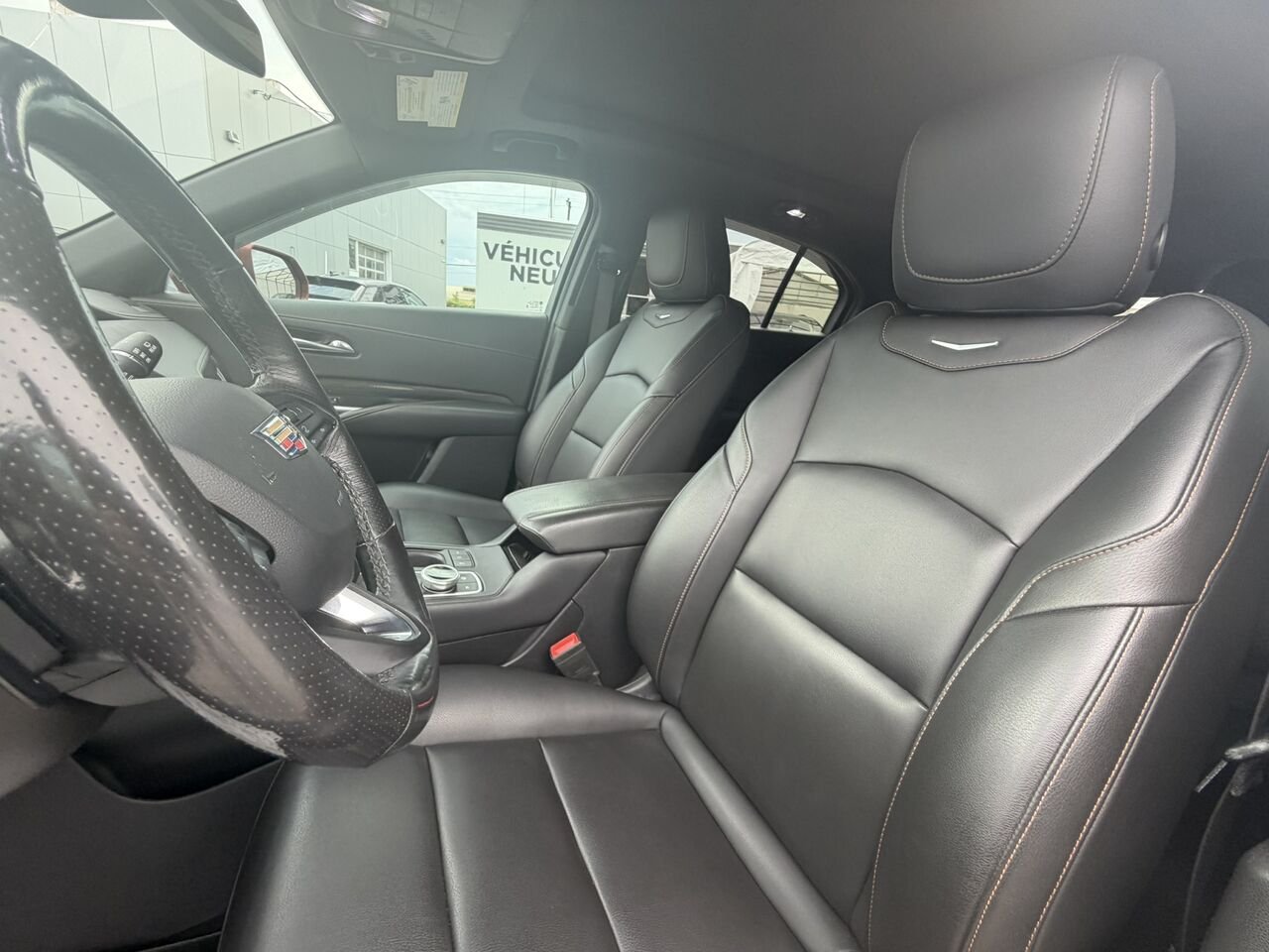 2019 Cadillac XT4 SPORT AWD Orange Laval - photo #26