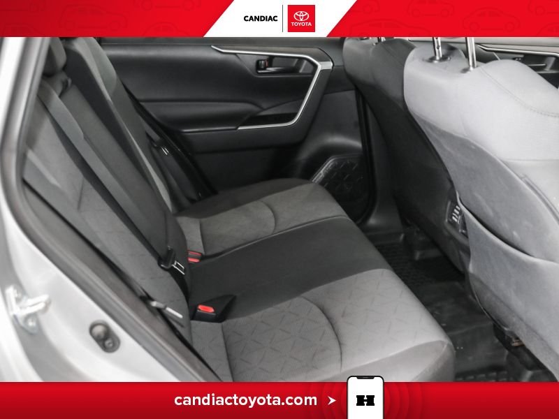 2022 Toyota Rav 4 Silver Blainville - photo #30
