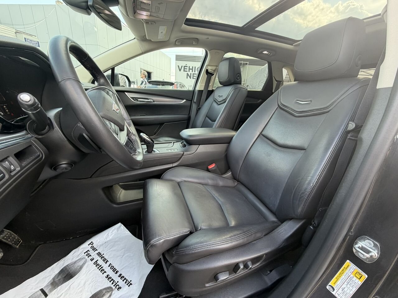 2017 Cadillac XT5 LUXURY AWD V6 3.6 Grey Laval - photo #8