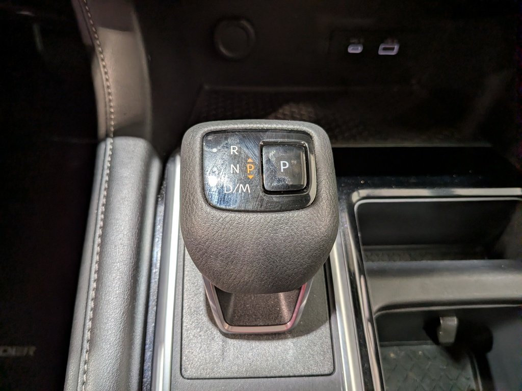 2024 Nissan Pathfinder Rock Creek 4WD White Val-David - photo #28