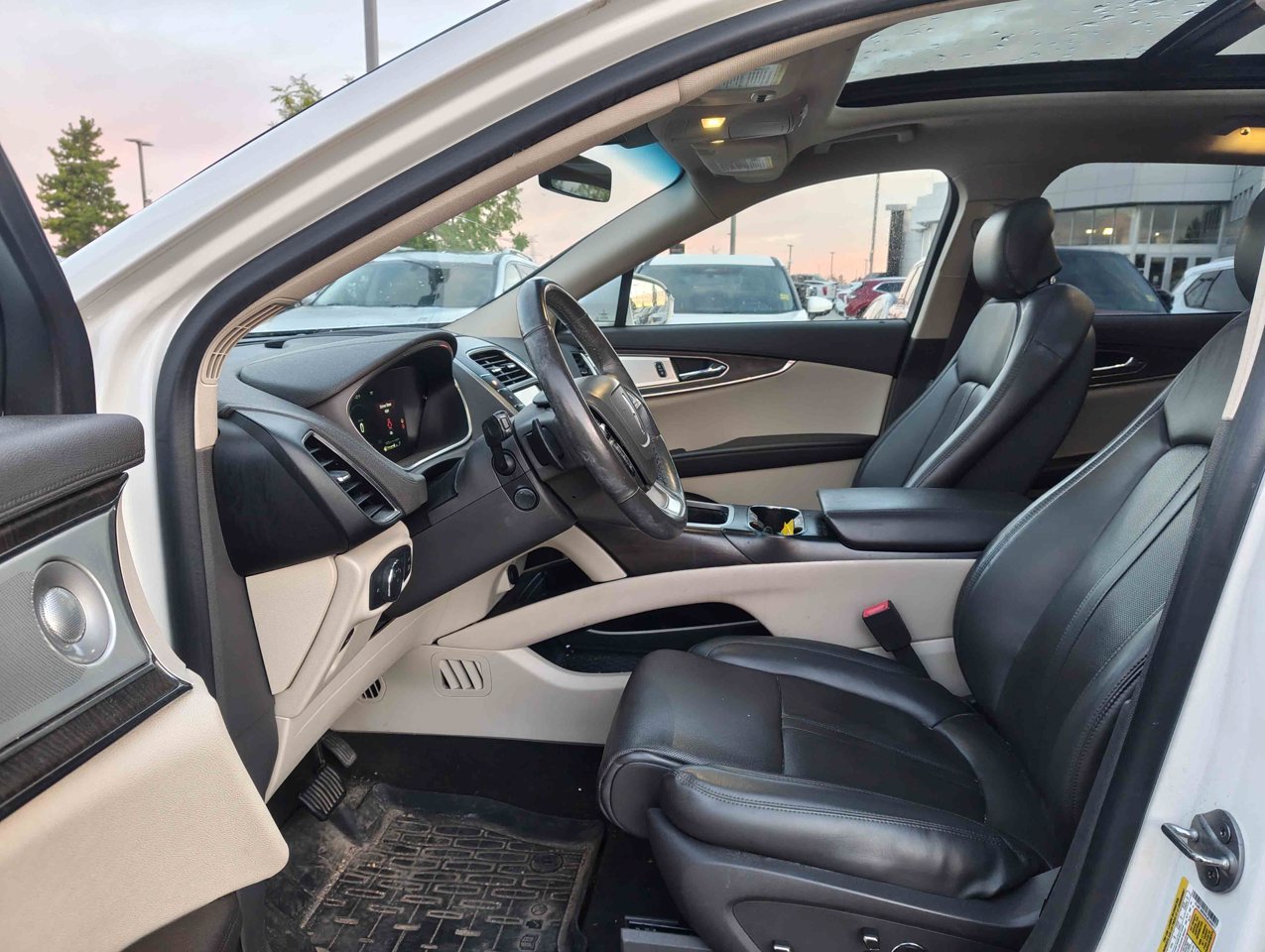 2020 Lincoln Nautilus Reserve AWD White Sherwood Park - photo #6