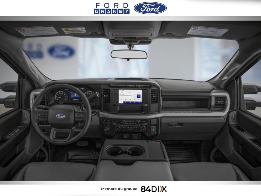 Ford Super Duty F-250 SRW XL cabine 6 places 4RM caisse de 8 pi 2026 Gris carbonisé métallisé