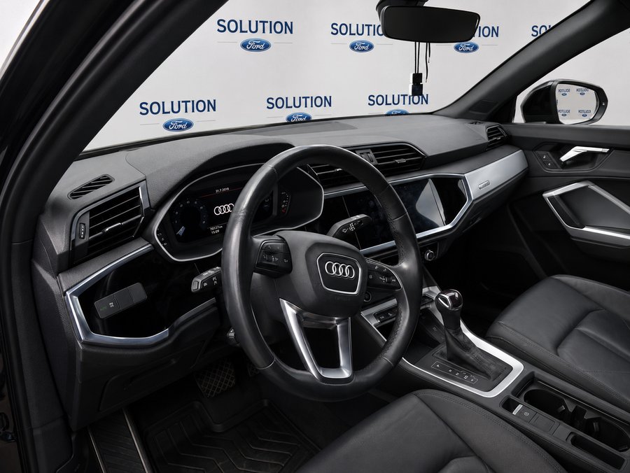 2022 Audi Q3 2022 Black