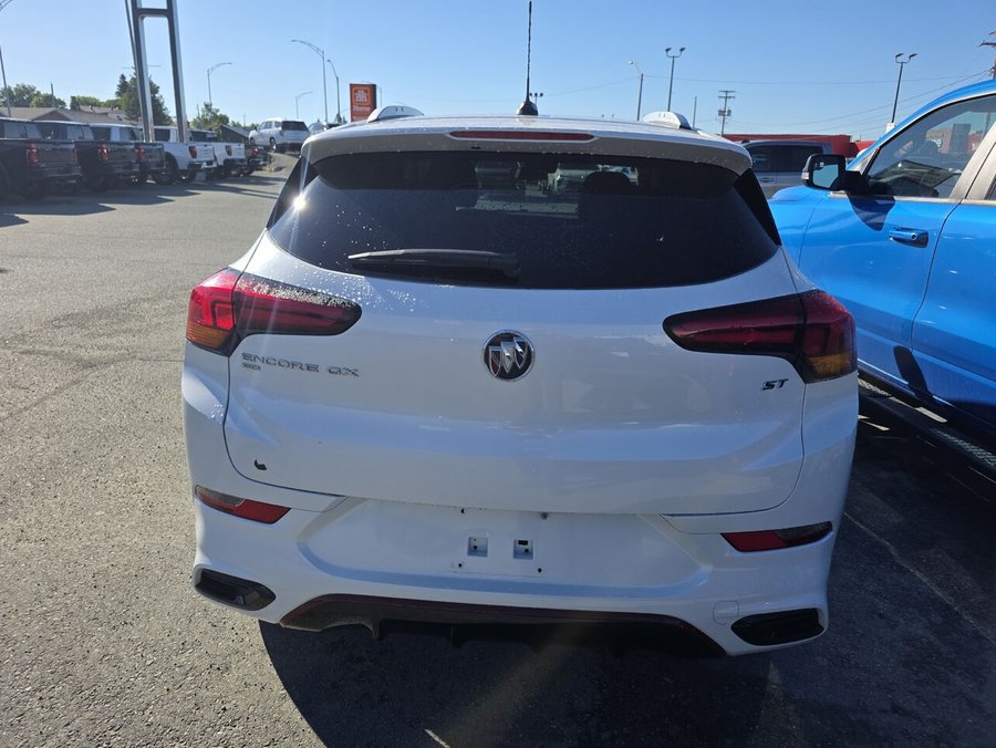 2022 Buick Encore GX 2022 White