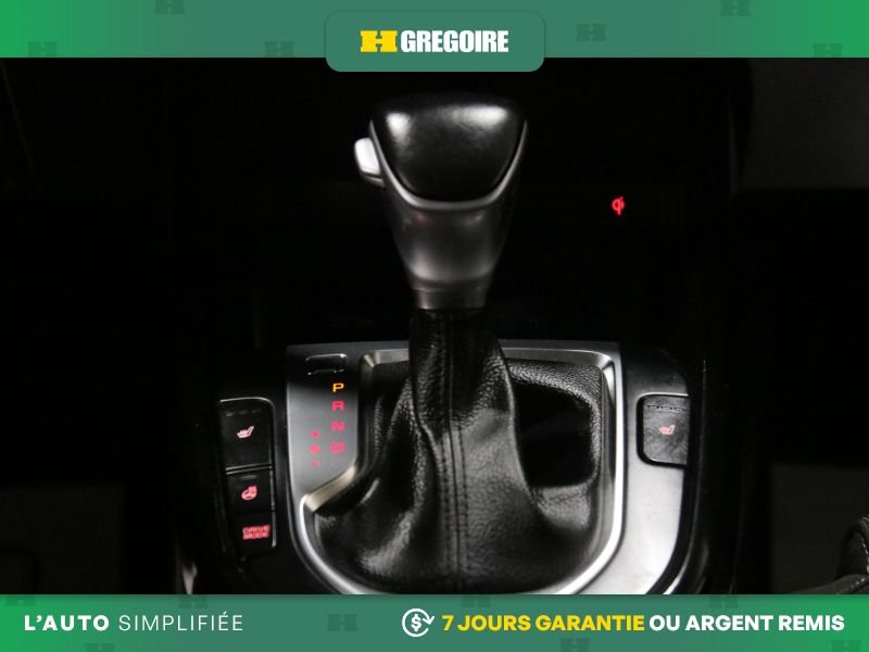 Kia Forte 821252 | EX AUTO AC GR ELECT MAGS CAM RECUL BLEUTOOTH 2020 Argent Laval - photo #24