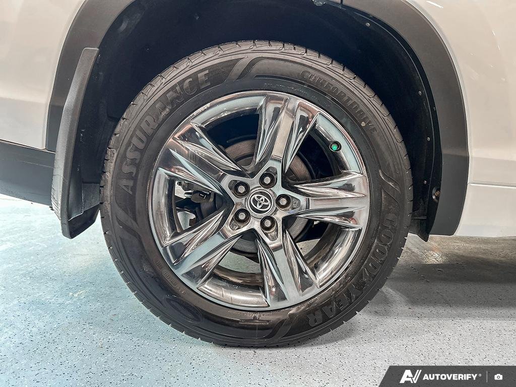 2017 Toyota Highlander 2601806A | Limited White Edmonton - photo #5