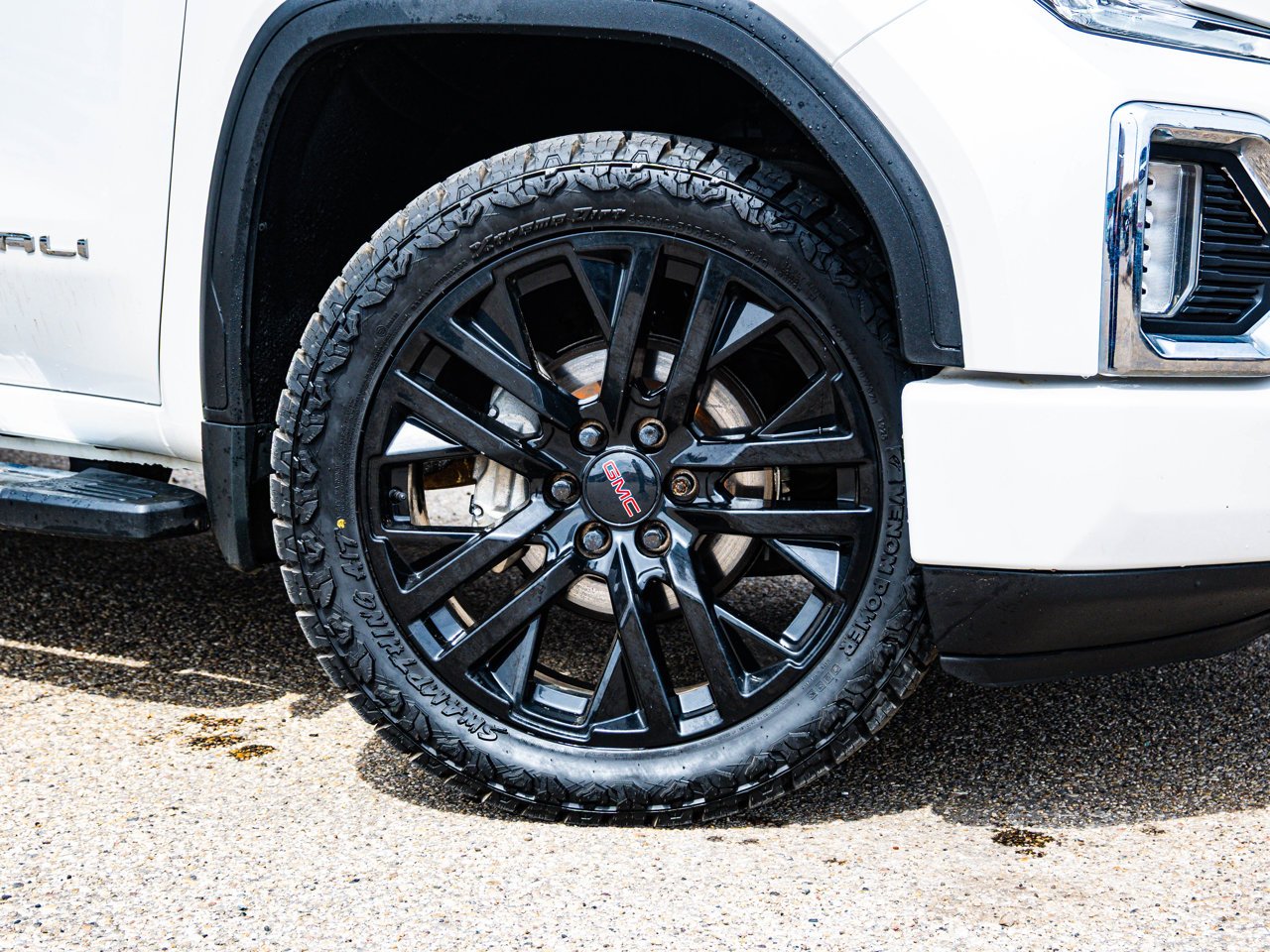 2021 GMC Sierra 1500 4WD Crew Cab 147 Denali White Sherwood Park - photo #4